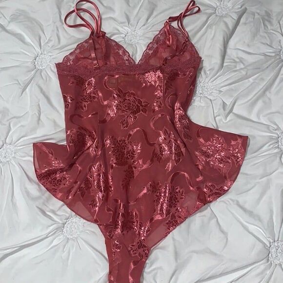 Victoria's Secret Women Satin Teddy Bodysuit Purple Vintage Small - Picture 3 of 5